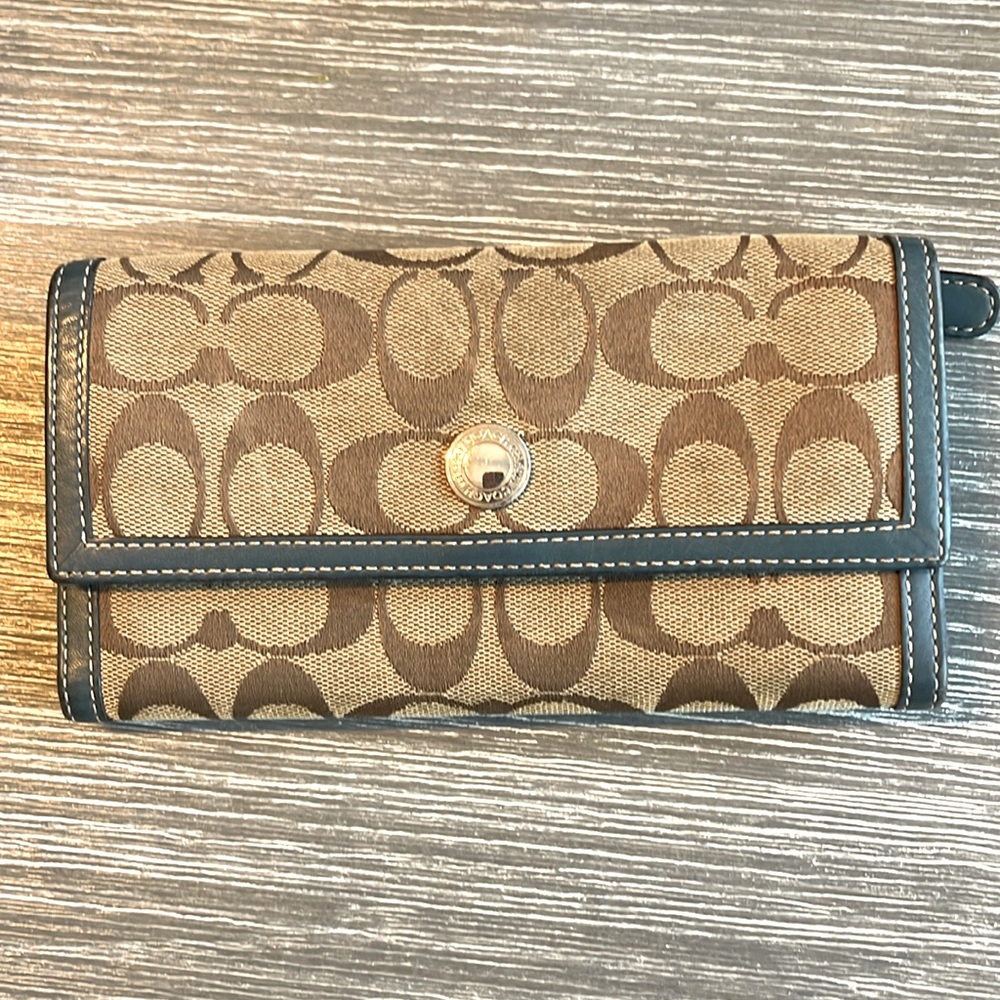 Coach Signature Wallet